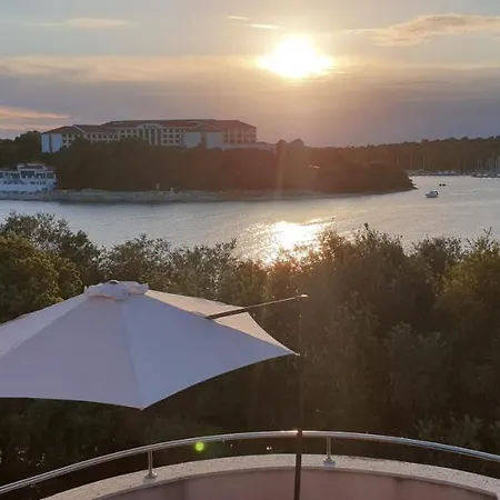 Seafront Apartamento Pula