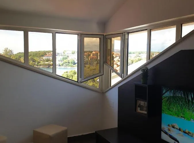 Seafront Appartement Pula