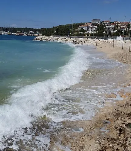 Seafront * Pola