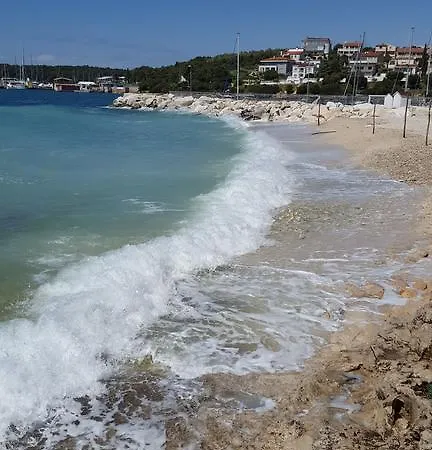 Seafront * Pola