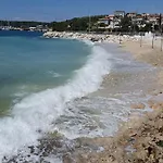 Seafront * Πούλα